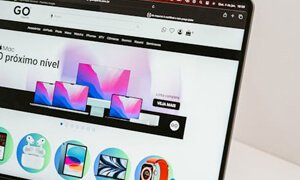 网页设计中页面整体感的提升策略:基于格式塔心理美学的实践