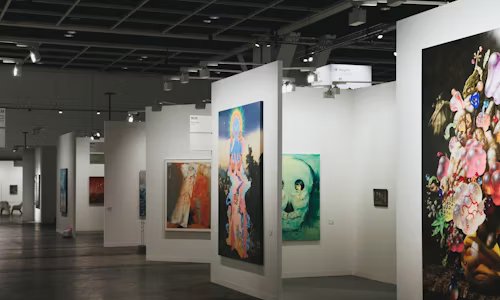 艺术展览类宣传网站开发