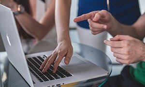 企业网站定制：多语言版本的处理方法