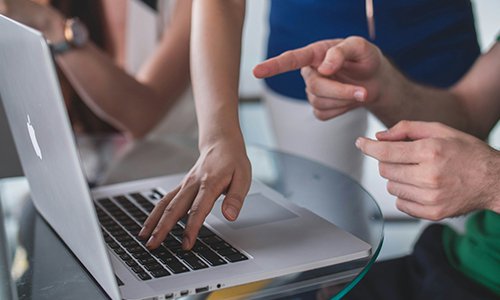 企业网站定制：多语言版本的处理方法