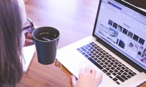 企业网站如何排名百度首页?实用方法解析